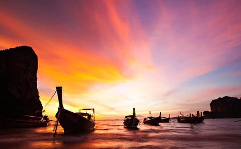 Sunset Dinner Tour of 7 Islands by Longtail Boat in Ao Nang