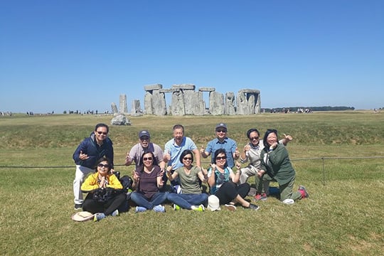 Bath and Stonehenge Day Tour from Southampton