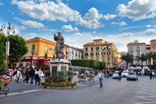 Discover Sorrento on foot: 3-hour guided tour