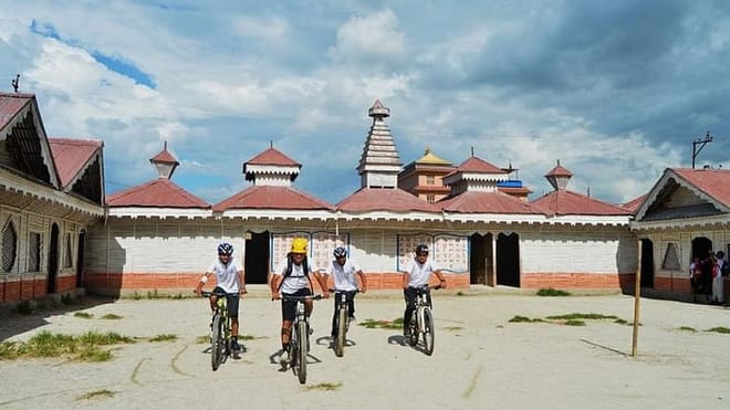 Kathmandu Cycling Tour photo 2