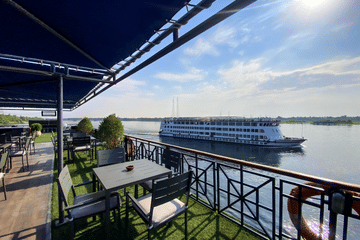 Cultural Tour of Egypt: Pyramids, Temples & Nile Cruise