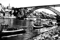 Black and White - Porto