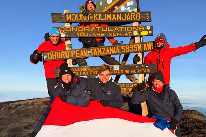 1-Day Mount Kilimanjaro Experience: Marangu Gate to Mandara Hut Day Hike