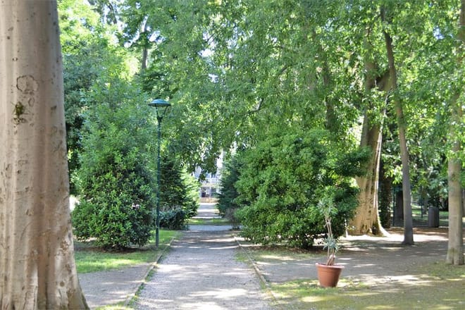 Venice Hidden Gardens: Secret Walking Tour  4