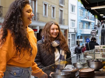 Istanbul Food Tour: Ferry from Europe to Asia Markets