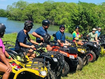 ATV Adventure and Food Tasting in Coxen Hole, Honduras