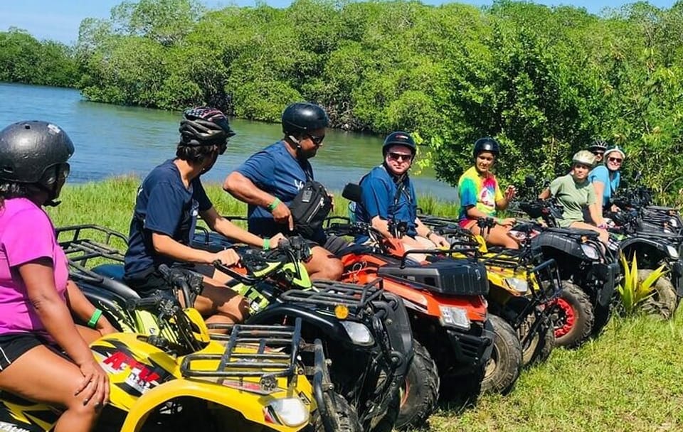 Roatan Best off road ATV, food tasting and beach