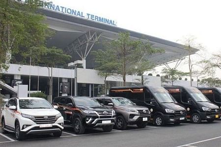 Private Airport Transfer to Hanoi with Professional Drivers