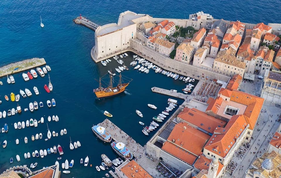 Dubrovnik History and Scenery City Tour from Pile Gate