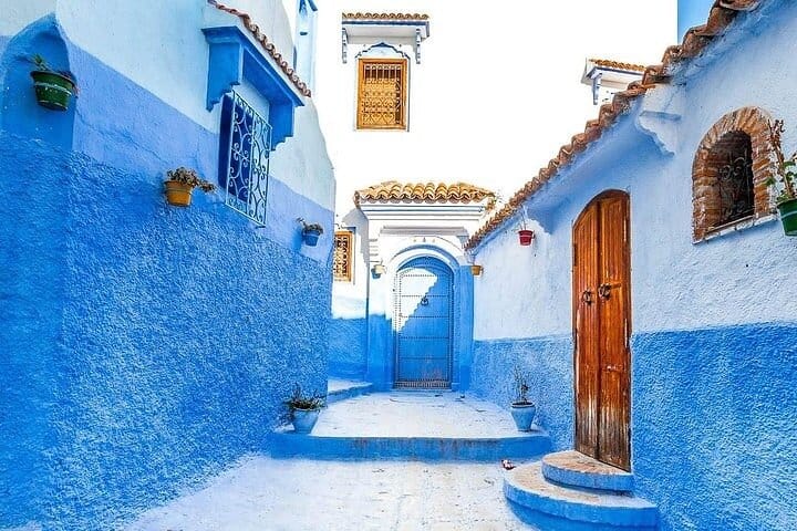 Experience culture and history in Chefchaouen’s medina.