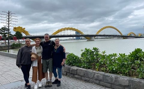Da Nang Evening Adventure: Dragon Bridge & Han River Private Tour