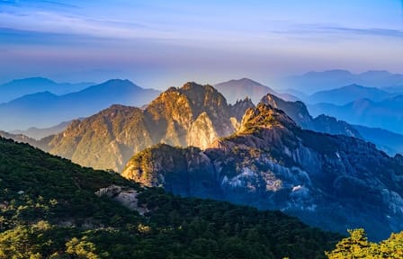 3-Day Private Tour of Mt. Huang, Hongcun Village, and Tunxi