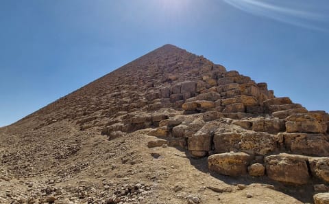 Cairo Day Tour of Giza Pyramids, Memphis, Sakkara, and Dahshur