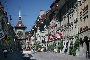 Exploring Bern City: Swiss Capital Private Walking Tour 