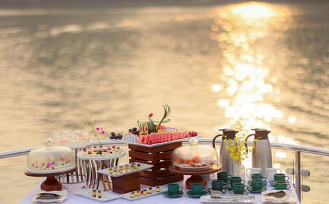 Luxury Ha Long Bay Symphony Day Cruise from Habour with Lunch