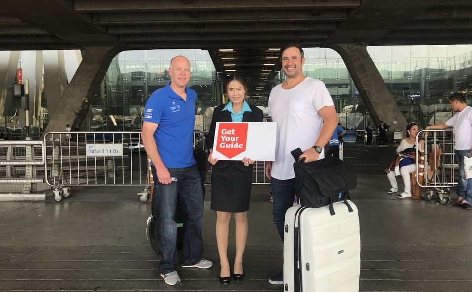 Bangkok International Airport: VIP Fasttrack Immigration Service (BKK/DMK)