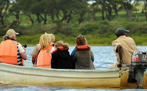 Hell's Gate National Park and Lake Naivasha Day Tour