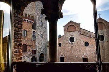 Day Trip from Rome to San Gimignano and Siena