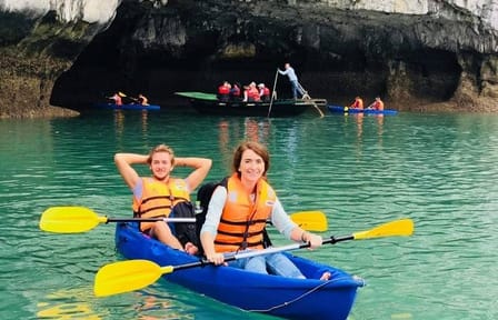 Halong Bay Day Tour with 6-Hour Cruise from Hanoi
