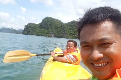 Ha Long Bay Six Hours Trip Kayaking & Swimming on Beach