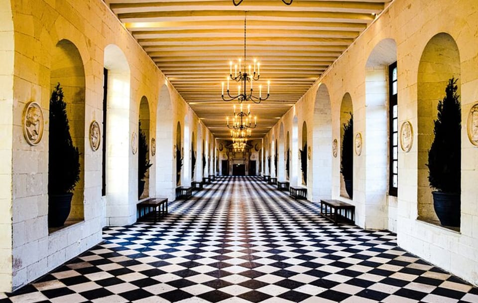 Walking Tour of Chenonceaux Château and Gardens in France
