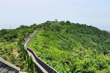 Hike Yixing Little Great Wall and Visit Fuyuan Chan Temple