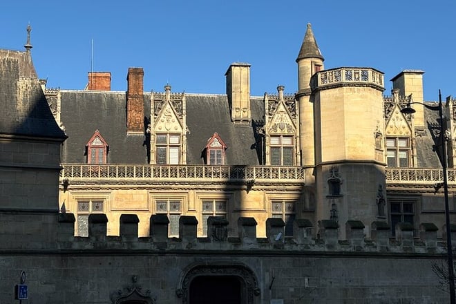Medieval and Roman Paris Wine History Tour - Photo 4