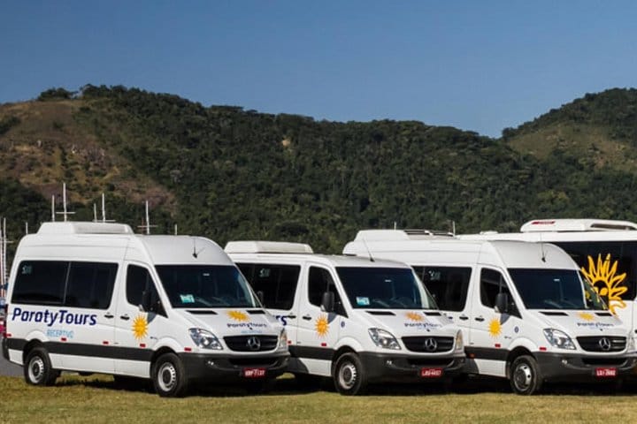 From Angra dos Reis: shared shutttle to Paraty 8