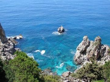 Private Tour of Corfu Town and Palaiokastritsa with Tastings