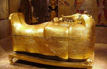 Cairo Tour: Explore the Egyptian Museum, Citadel & Bazaar