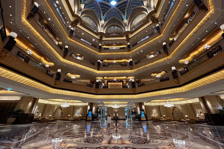 Experience Emirates Palace Hi-Tea and Visit Sheikh Zayed Mosque  7