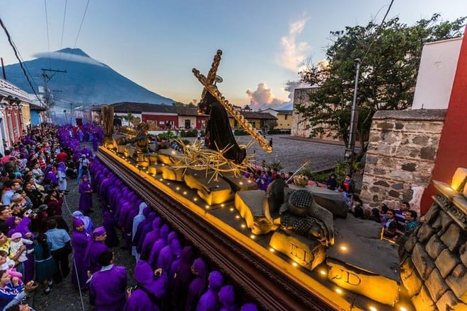 Tour of Catholic Processions During Holy Week in Antigua 2