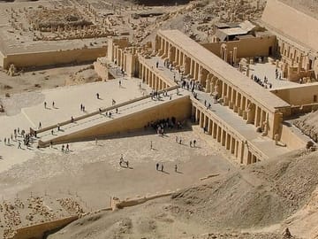 Guided Tour of Pamukkale, Hierapolis, and Salda Lake