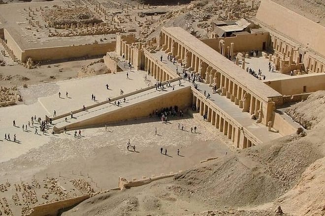 Private From Luxor Day Tour Valley of Kings Hatchepsut Temples