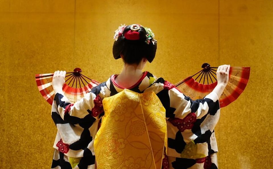 1 Hour Geisha Show in Kyoto