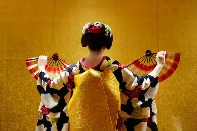 1 Hour Geisha Show in Kyoto