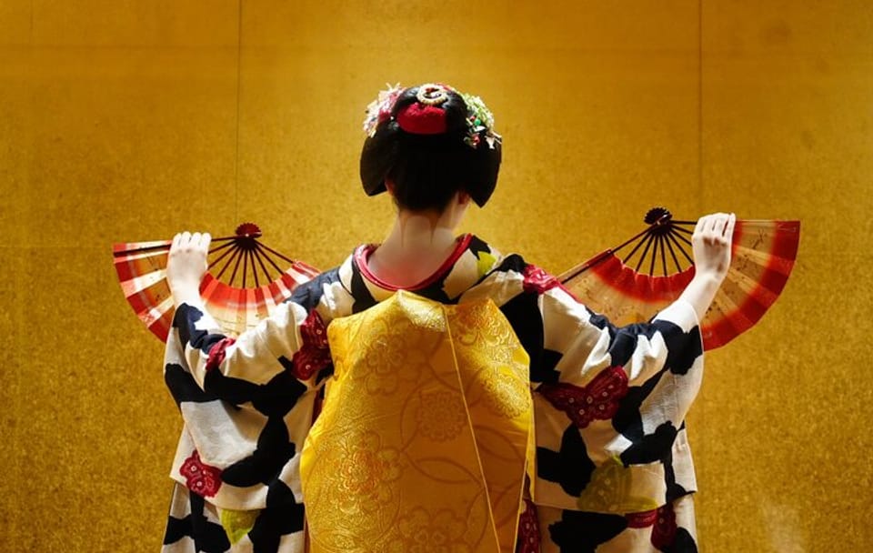 1 Hour Geisha Show in Kyoto