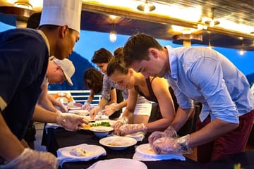 5-Day North Vietnam Tour: Hanoi, Ninh Bình, and Halong Bay