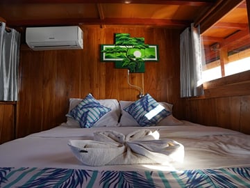 Komodo Island Sailboat Multi Day Tour Package