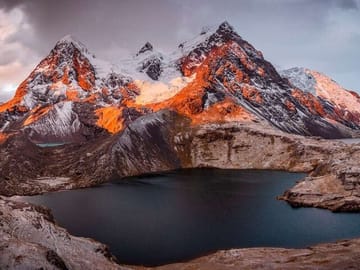 Full-Day Hike to Seven Glacial Lakes in Ausangate, Cusco