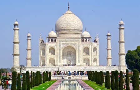 Agra Icons Tour: Taj Mahal, Agra Fort, and Baby Taj
