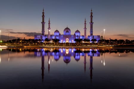 Private Abu Dhabi City Highlights Tour: Explore Sheikh Zayed Mosque & More