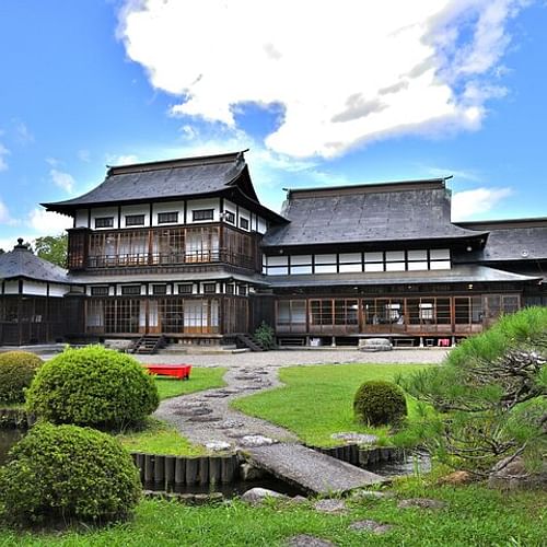 Making Original Nenju Bracelet & Safflower Dyeing in Yonezawa