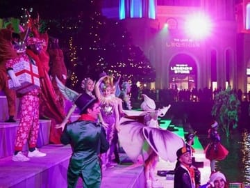 Antalya Land of Legends Night Show with Hotel Transfer