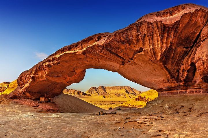 Jordan Private Tour: Explore Petra, Wadi Rum, Jerash & Madaba