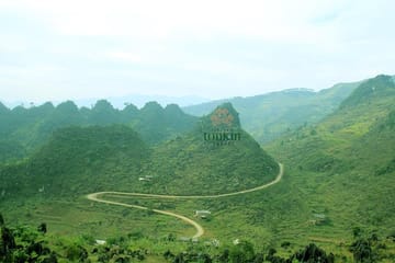 Hà Giang 3-Day Adventure Tour with Hiking and Cultural Experiences