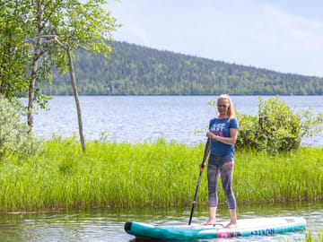 Stand-Up Paddleboarding Tour in Kemijärvi, Finland
