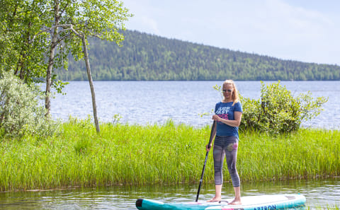 Stand-Up Paddleboarding Tour in Kemijärvi, Finland
