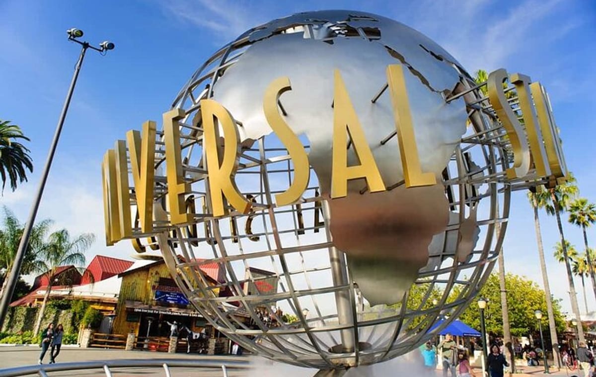 Private Full Day L.A Suburbs and Attractions from Los Angeles -Pick Up included