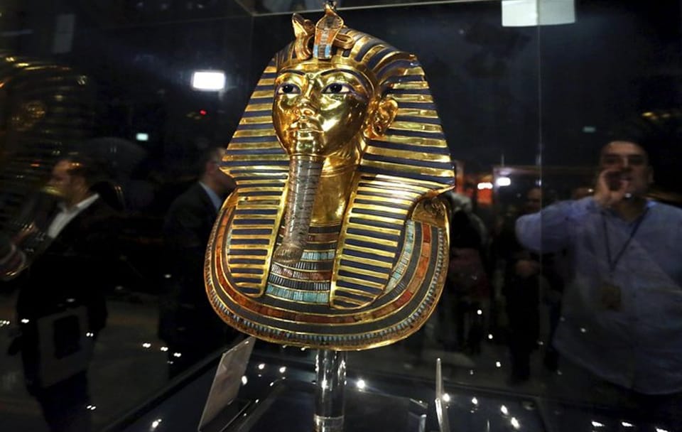VIP Giza Pyramids and Egyptian Museum Tour with Camel Ride